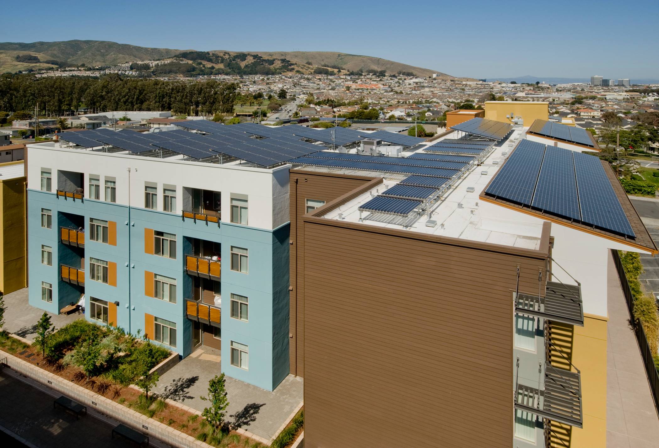 Energia solar em apartamentos: conheça as vantagens e como funciona!